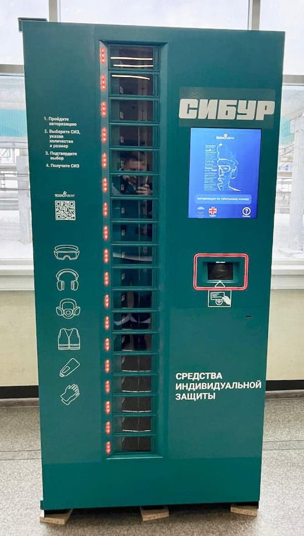 Оборудование в работе и на этапе сборки 4